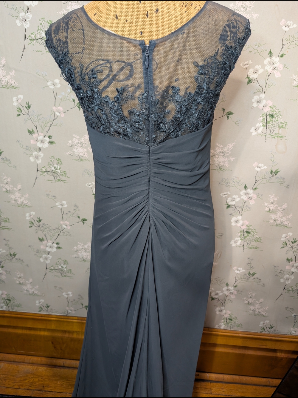 Azazie Elegant Slate Gray Lace Bodice Evening Dress PTP: 18, L: 49-60 - Picture 8 of 14